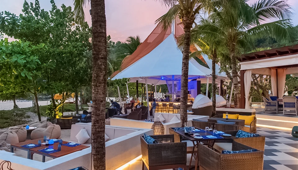 هتل سنتارا گرند بیچ ریزورت پوکت